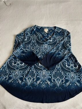 Chico's Navy and Light Blue Paisley Long Sleeve Top